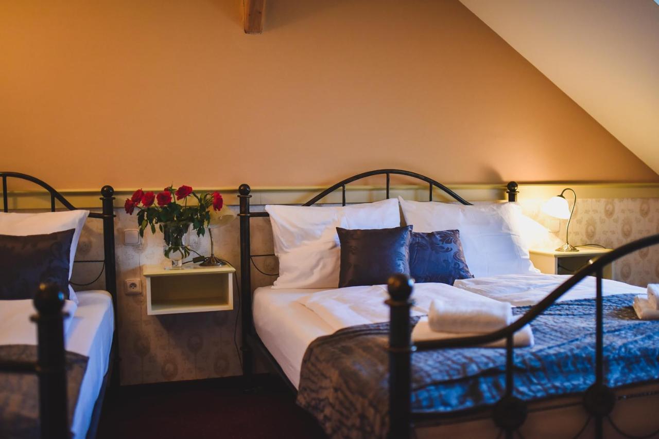 Zamek Kamenny Dvur Hotell Kynsperk nad Ohri Eksteriør bilde